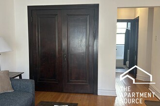 1911 W Larchmont Ave, Unit 2B in Chicago, IL - Building Photo - Building Photo