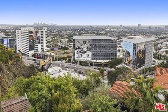 1377 Miller Pl in Los Angeles, CA - Building Photo - Building Photo