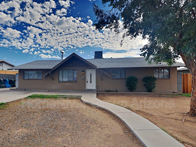 2921 N 53rd Ave in Phoenix, AZ - Building Photo