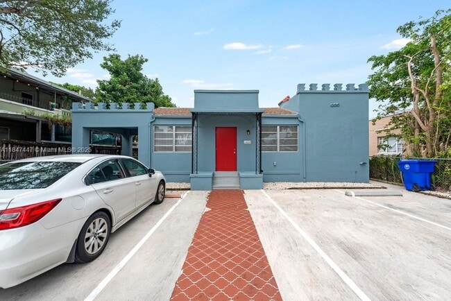 property at 1604 SW 9th St