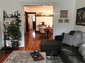 274 Poplar St-Unit -1 in Boston, MA - Foto de edificio - Building Photo