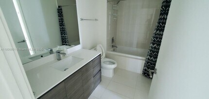 1100 S Miami Ave, Unit 1907 in Miami, FL - Building Photo - Building Photo
