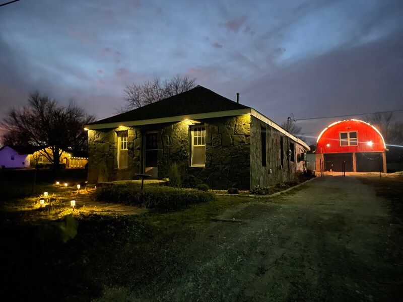 1705 Buena Vista Ave in Carthage, MO - Foto de edificio