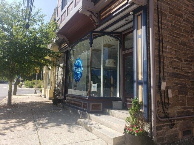 105 Bethlehem Pike, Unit 2F