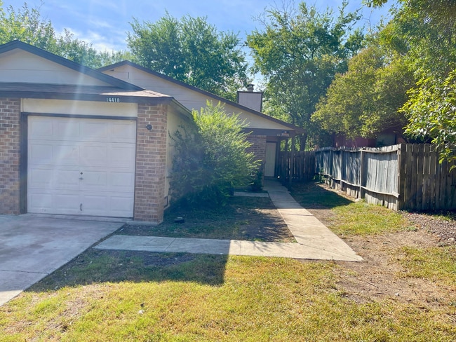 property at 14418-14420 Waddesdon Bluff