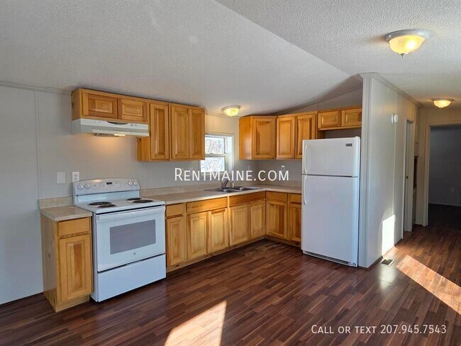 41 Hatch St in Richmond, ME - Building Photo - Building Photo