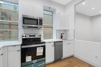 155 Rivington St in New York, NY - Building Photo - Building Photo