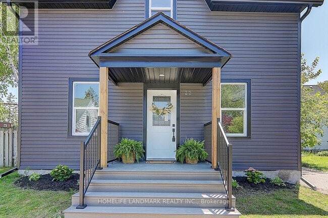 22 Duchess St in Whitchurch-Stouffville, ON - Building Photo - Building Photo