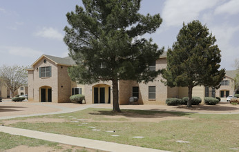 Park Glen Apartments in Midland, TX - Building Photo - Building Photo