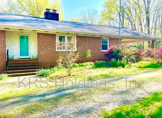 property at 81 Rural Retreat Ln