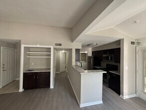 1011 Wonder World Dr in San Marcos, TX - Building Photo - Building Photo