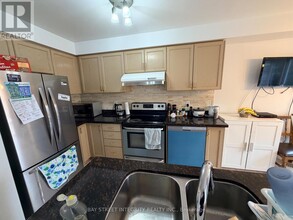 39 Moresby St in Richmond Hill, ON - Building Photo - Building Photo