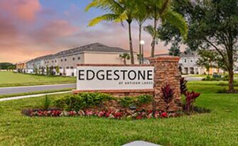 6111 Fairmont Ln in Palmetto, FL - Building Photo