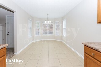 5901 Green Meadow Way in Rex, GA - Foto de edificio - Building Photo