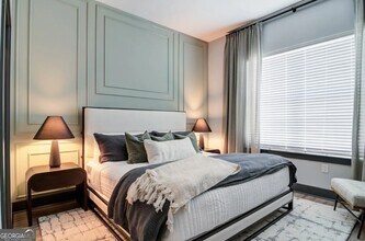 1100 Industrial Blvd in Sugar Hill, GA - Foto de edificio - Building Photo