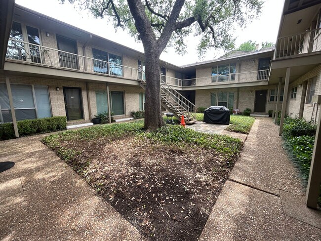 property at 11104 Valleydale Dr