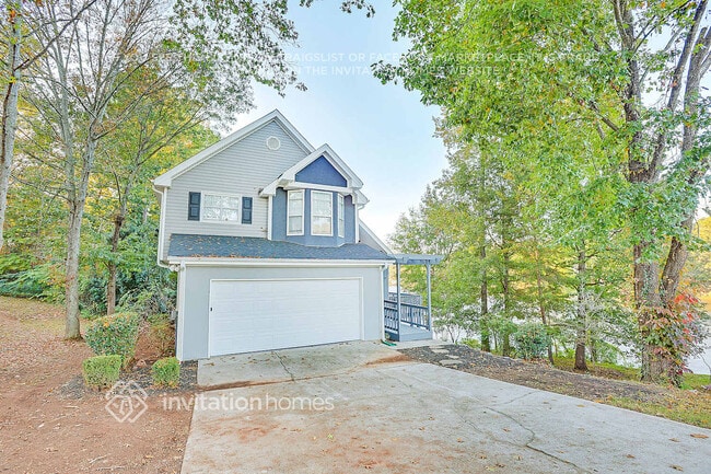 695 Shore Pl in Lithonia, GA - Foto de edificio - Building Photo