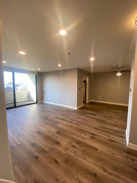 222 S Central Ave, Unit 336 in Los Angeles, CA - Building Photo - Building Photo