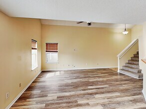 385 Kimbrough Dr in Greenwood, IN - Building Photo - Building Photo