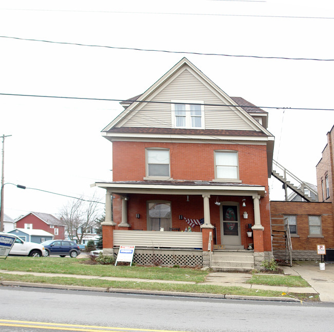 1328 E Washington St in New Castle, PA - Building Photo - Building Photo