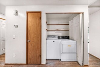 1806 N 40th Pl in Mount Vernon, WA - Building Photo - Building Photo