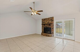 1605 Morningside Dr in Cleburne, TX - Building Photo - Building Photo