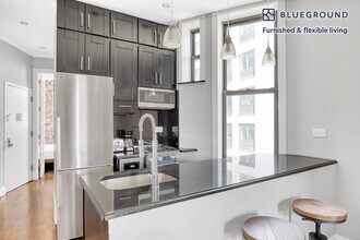 60 Avenue B in New York, NY - Building Photo - Building Photo