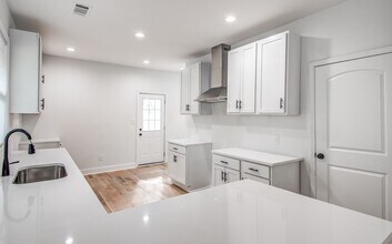 1825 Young Ave in Memphis, TN - Building Photo - Building Photo