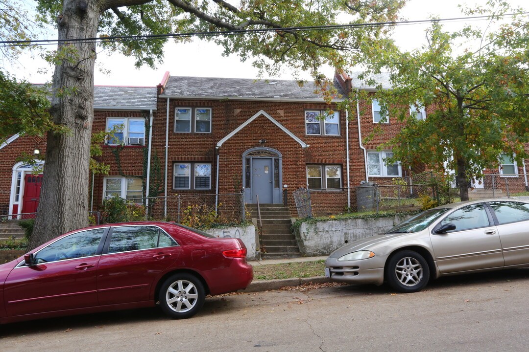 4823 3rd St NW in Washington, DC - Building Photo