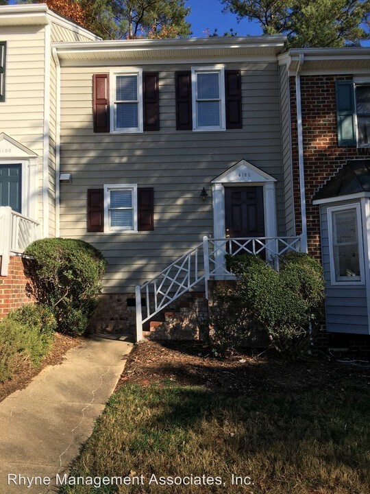 4128 Kaplan Dr in Raleigh, NC - Building Photo
