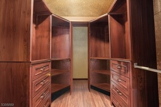 65 Aspen Dr in Bernards, NJ - Building Photo - Building Photo