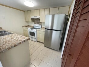 370 NW 85th Ct in Miami, FL - Building Photo - Building Photo
