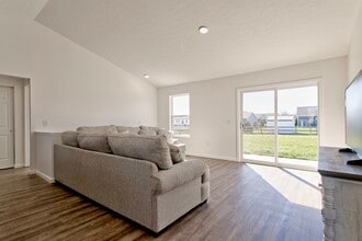 159 Zachary Dr in Williamsburg, OH - Building Photo - Building Photo