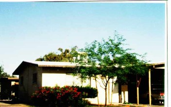 1510 S Van Buren Ave in Tucson, AZ - Foto de edificio - Building Photo