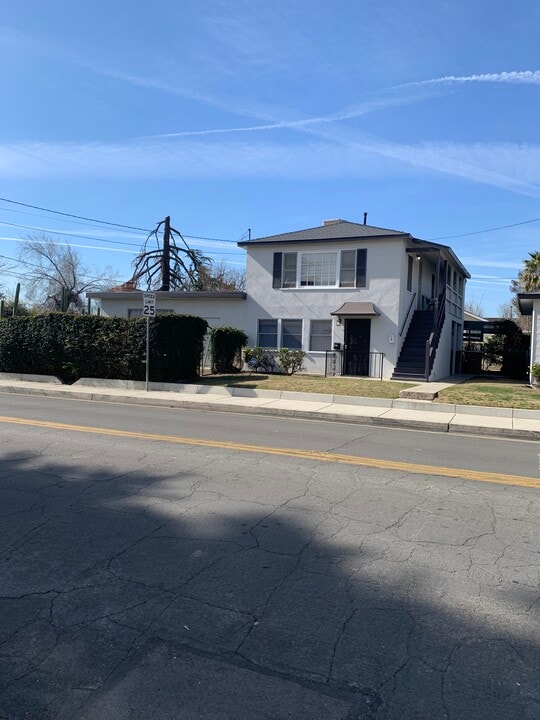 905 Baldwin Rd in Bakersfield, CA - Building Photo