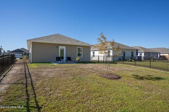 2018 Course Ln in Surf City, NC - Building Photo - Building Photo