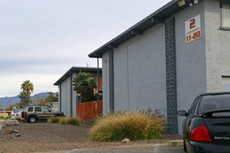 Olive Tree Apartments in Tucson, AZ - Building Photo - Building Photo