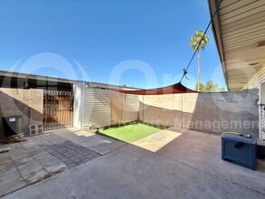 707 E Vaughn Dr in Tempe, AZ - Building Photo - Building Photo