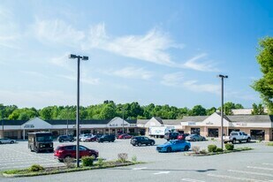 390 Crystal Run Rd in Middletown, NY - Building Photo