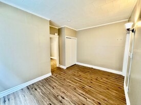 1120 W Wyoming St in Allentown, PA - Building Photo