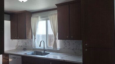 4111 Ozro Ct in Sacramento, CA - Building Photo - Building Photo