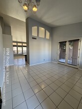 2307 E Hiddenview Dr in Phoenix, AZ - Building Photo - Building Photo