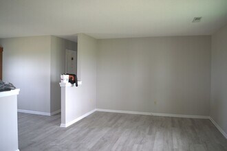 401 State Route H in Fayette, MO - Building Photo - Building Photo