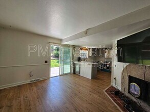 6824 S Willow St in Centennial, CO - Building Photo - Building Photo