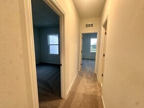2423 Bevel Ln in Davenport, FL - Building Photo - Building Photo