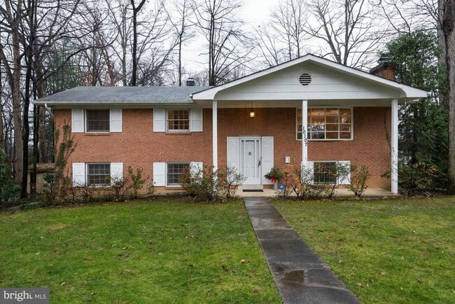 10107 Forest Ave in Fairfax, VA - Building Photo - Building Photo