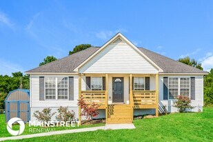 1130 Holt Cir in Hayden, AL - Building Photo