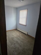 130 Hilliard St in Manchester, CT - Building Photo - Building Photo