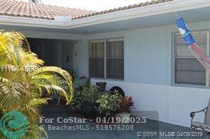 50 SE 3rd Ave in Dania Beach, FL - Foto de edificio - Building Photo