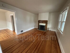 3905 Isabella Ave in Cincinnati, OH - Building Photo - Building Photo